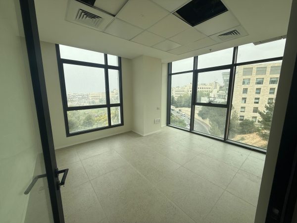 96 מ"ר להשכרה בגבעת שאול