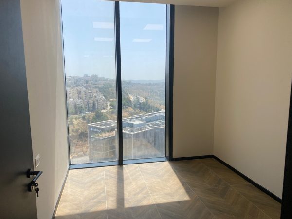 ⁦משרד יוקרתי להשכרה בהר חוצבים מגדל חדש⁩ – תמונה ⁦5⁩