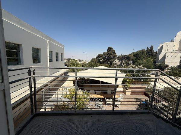 ⁦משרדים להשכרה במתחם יוקרתי וייחודי בירושלים⁩ – תמונה ⁦2⁩