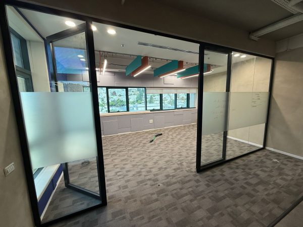 ⁦משרדים להשכרה בגן הטכנולוגי מלחה – סביבה ירוקה ועסקית בלב ירושלים⁩ – תמונה ⁦2⁩